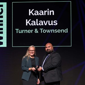 Kaarin-award-MECA-for-web.jpg