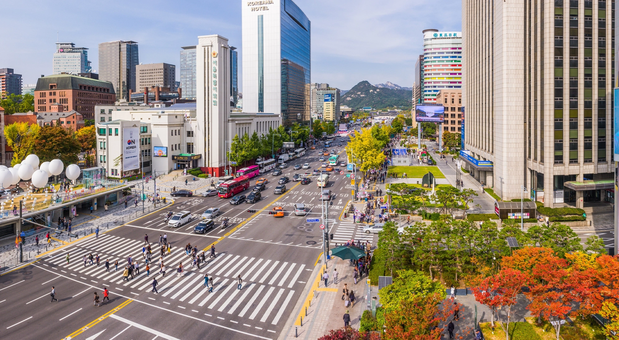 High angle panoramic view in the heart of downtown Seoul