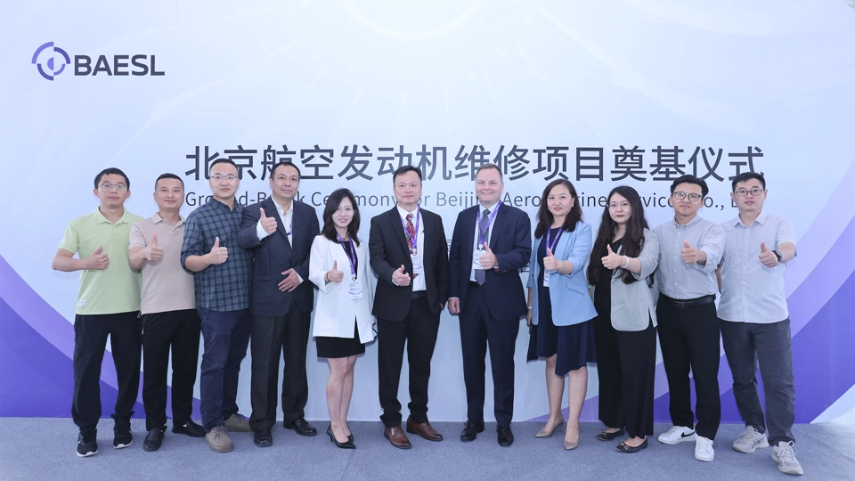 Group of people giving thumbs up