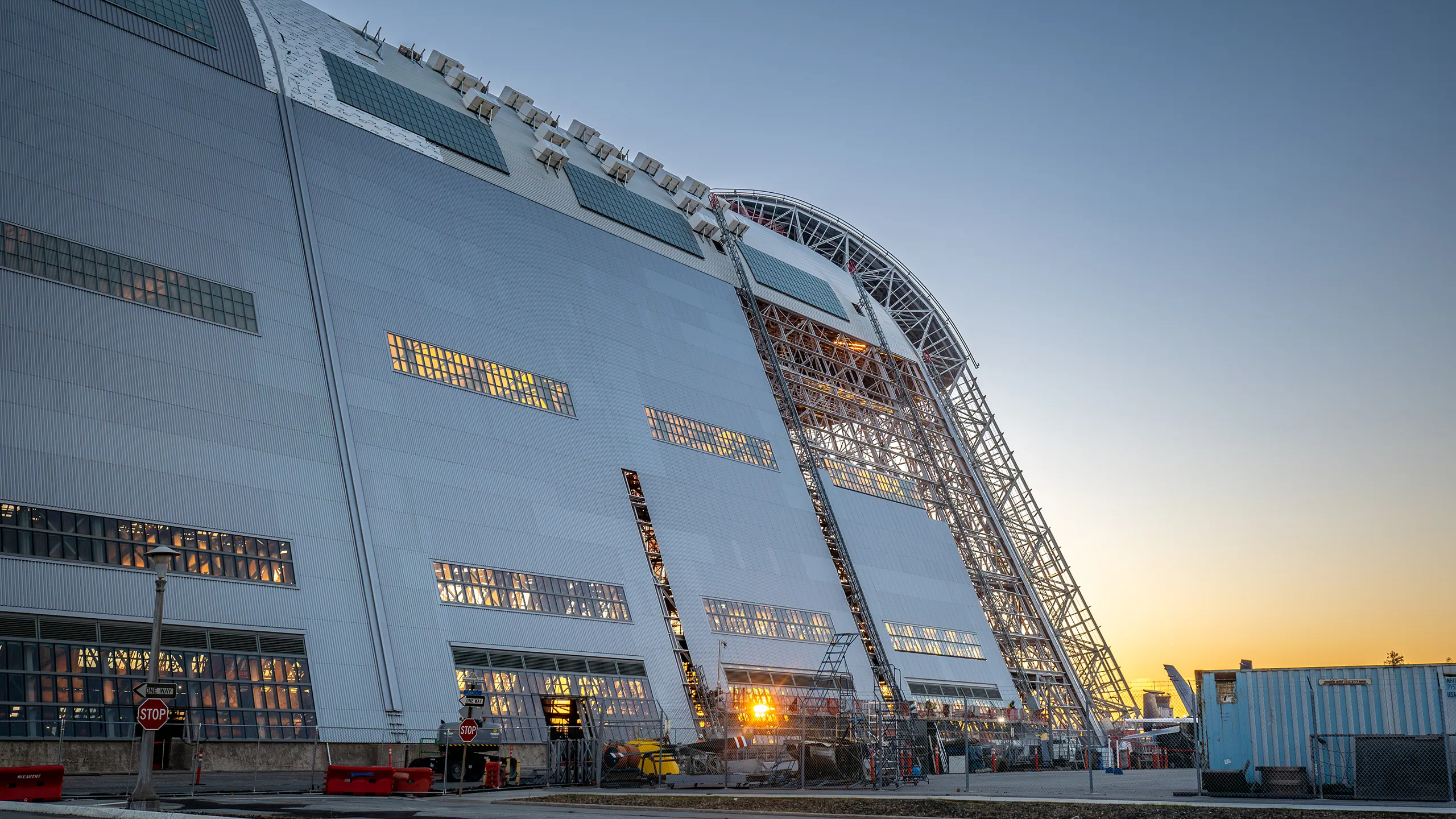 Hangar 1 (1)