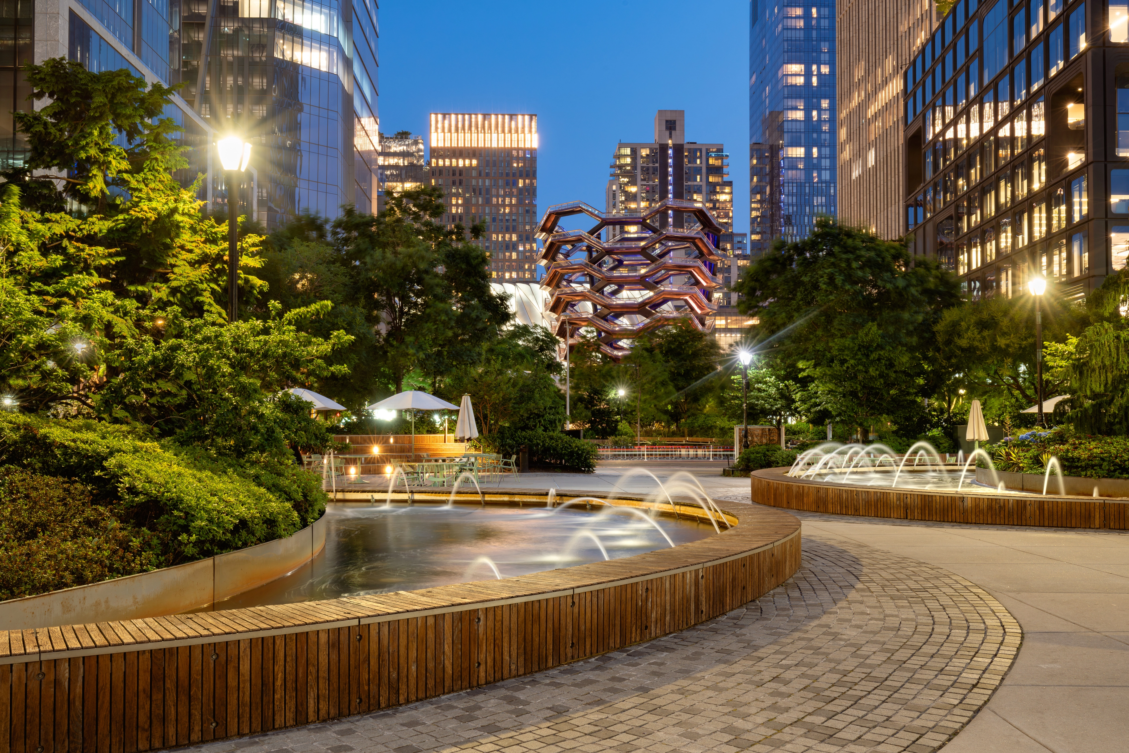 Plants and water in a purpose build outdoor environment in the city