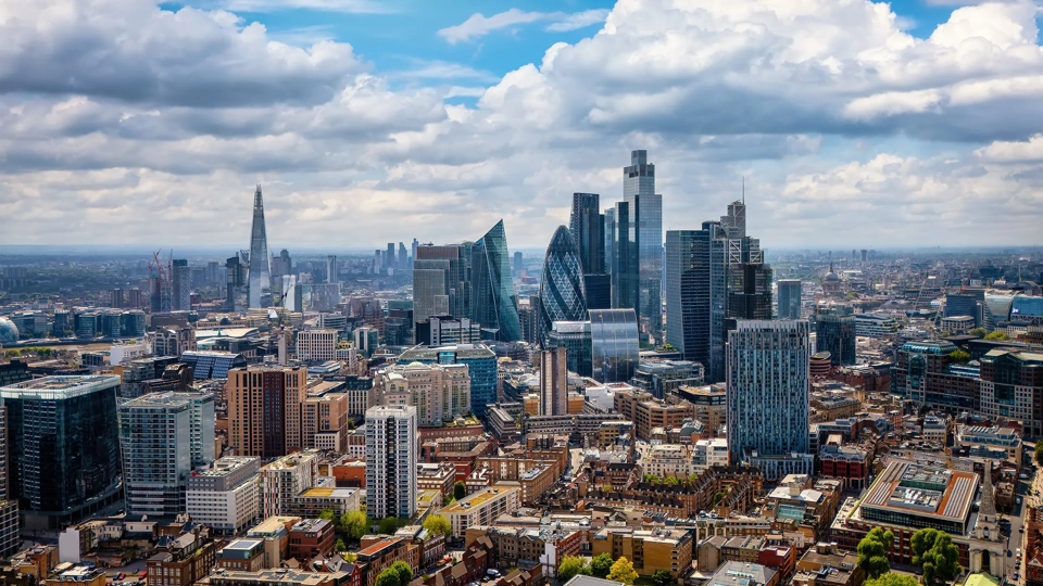 Panoramic aerial view of the skyline of central London, England, during a sunny summer day.