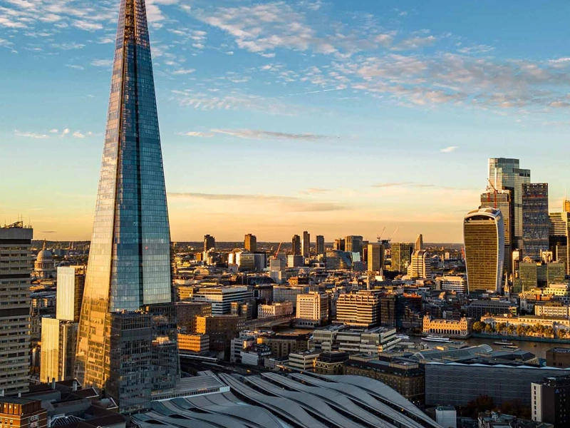 Skyline photo of London, United Kingdom
